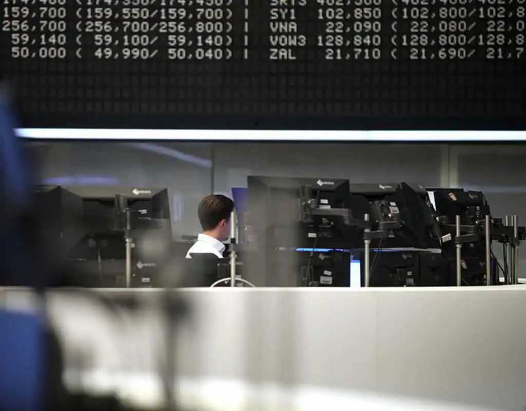 Dax lässt nach – Merck und Qiagen gefragt