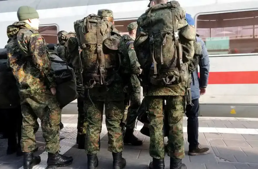 Brantner erwartet Parteitagspositionierung zur Wehrpflicht