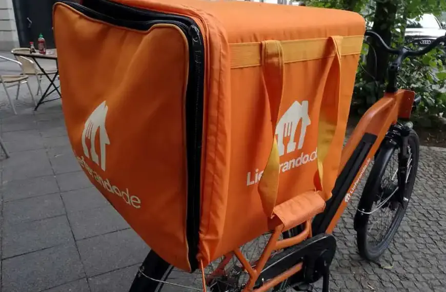 Lieferando entlässt 1.500 Kuriere