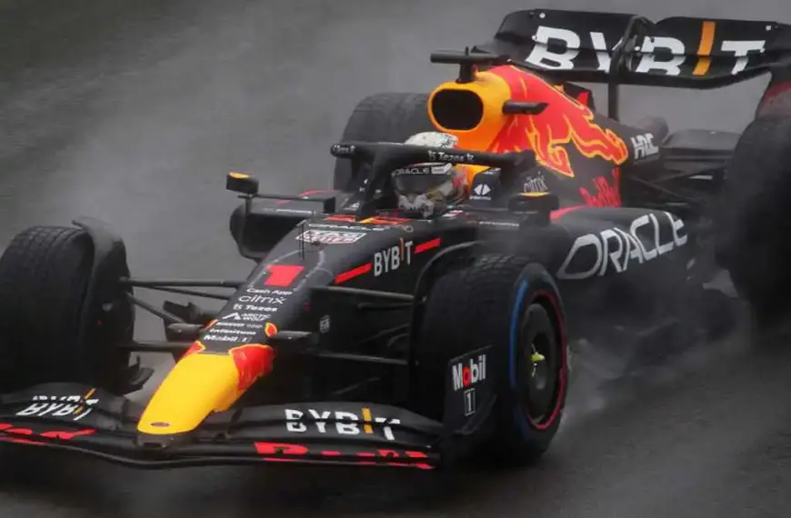 Verstappen gewinnt F1-Rennen in Las Vegas vor Norris