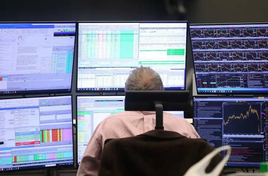 Dax arbeitet sich nach Inflationsdaten ins Plus