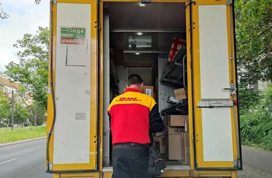DHL erwartet über 12 Millionen Pakete pro Tag zur Weihnachtszeit