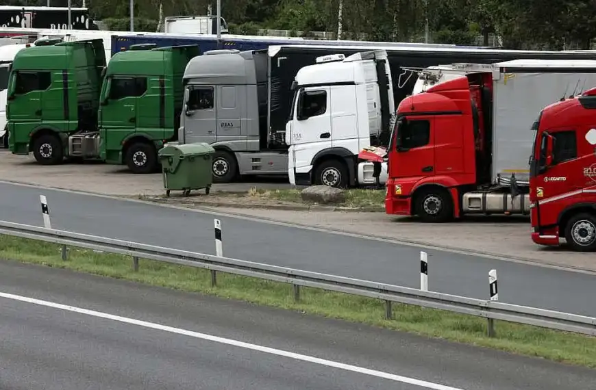 Lkw-Parksituation an Autobahnen bleibt kritisch