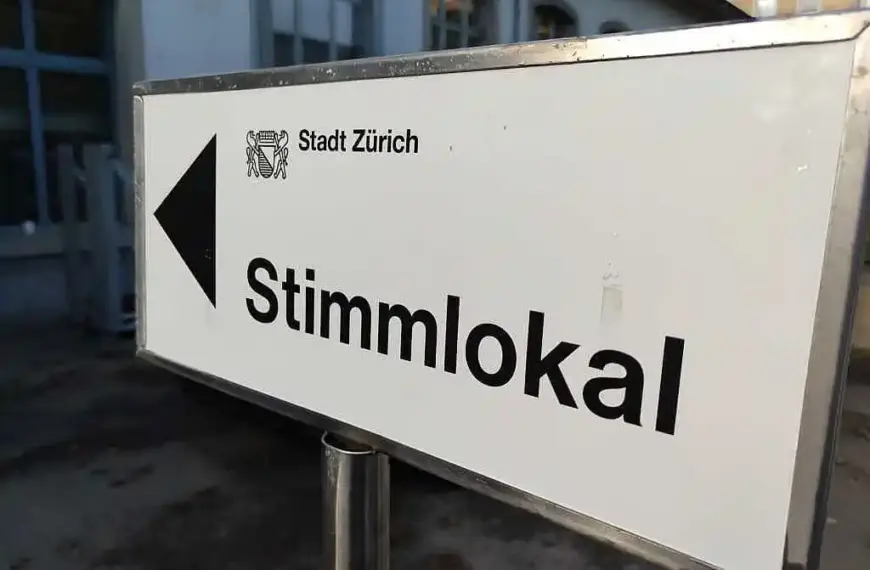 Schweizer stimmen gegen Bürgerdienst und neue Erbschaftsteuer