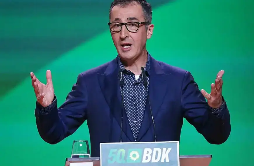 Özdemir fordert eigene Partei zu Selbstkritik auf