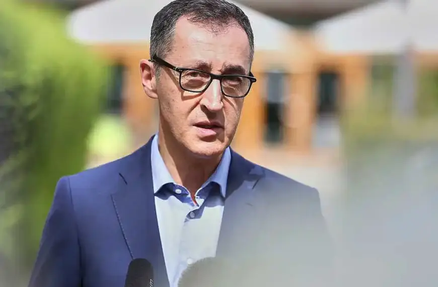 Özdemir kritisiert neue Verzögerungen bei Stuttgart 21