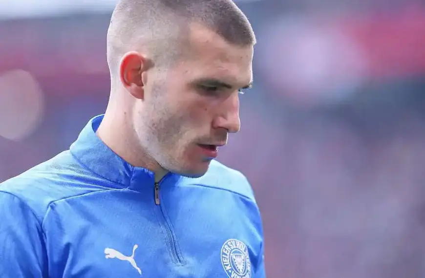 2. Bundesliga: Kaiserslautern schlägt Kiel in Überzahl deutlich