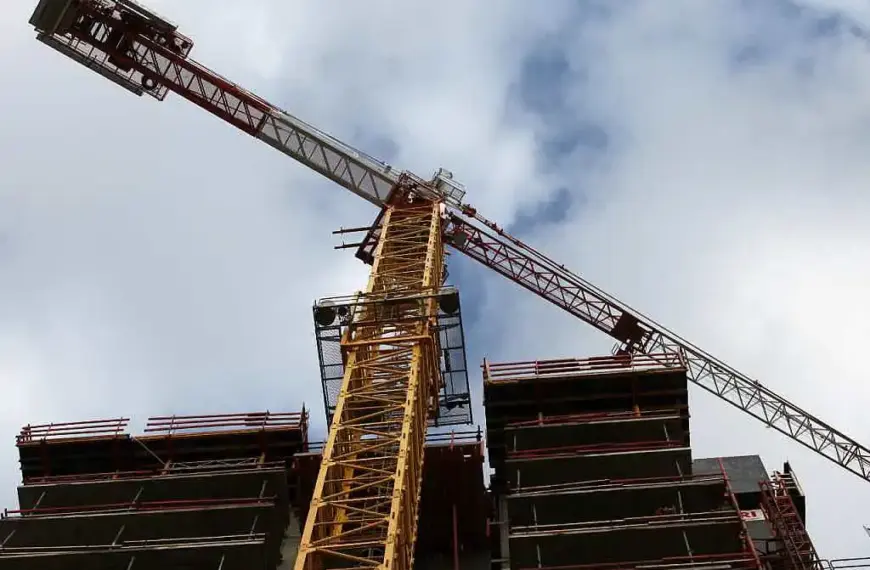 Deutlich mehr Baugenehmigungen für Wohnungen im September