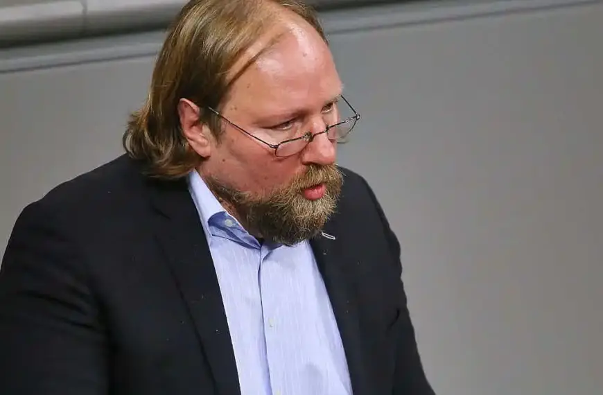 G20: Hofreiter ermahnt Merz zur Reparatur von Deutschlands Ansehen