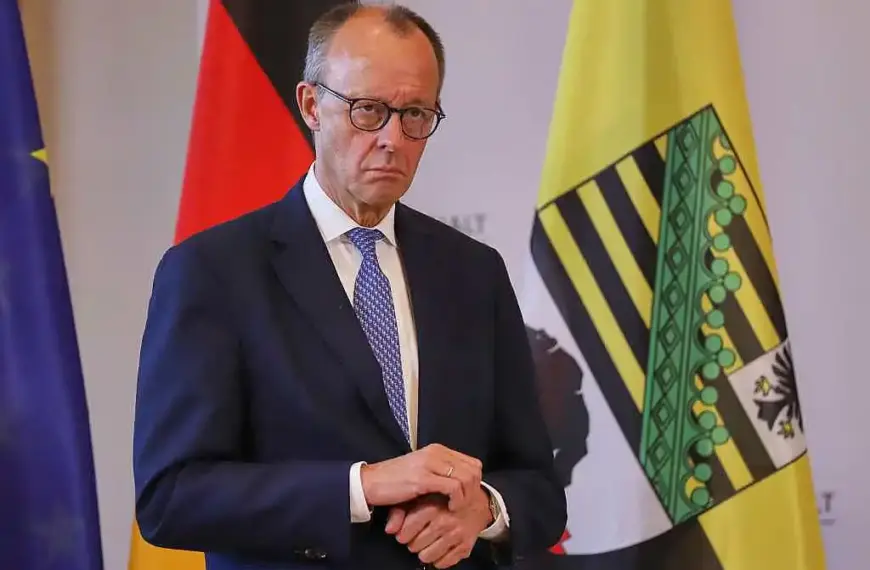 Halle will Bahn-Hauptsitz werden – für Merz noch kein Thema