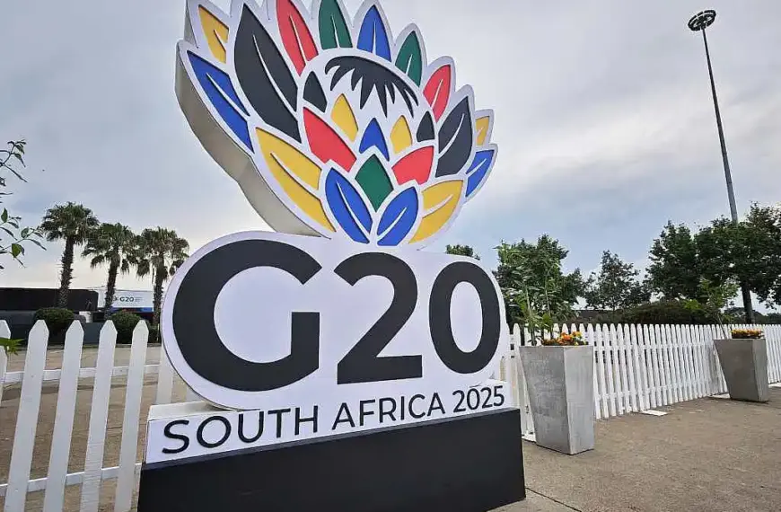 Trump will Südafrika nicht zu G20 einladen und stoppt Gelder
