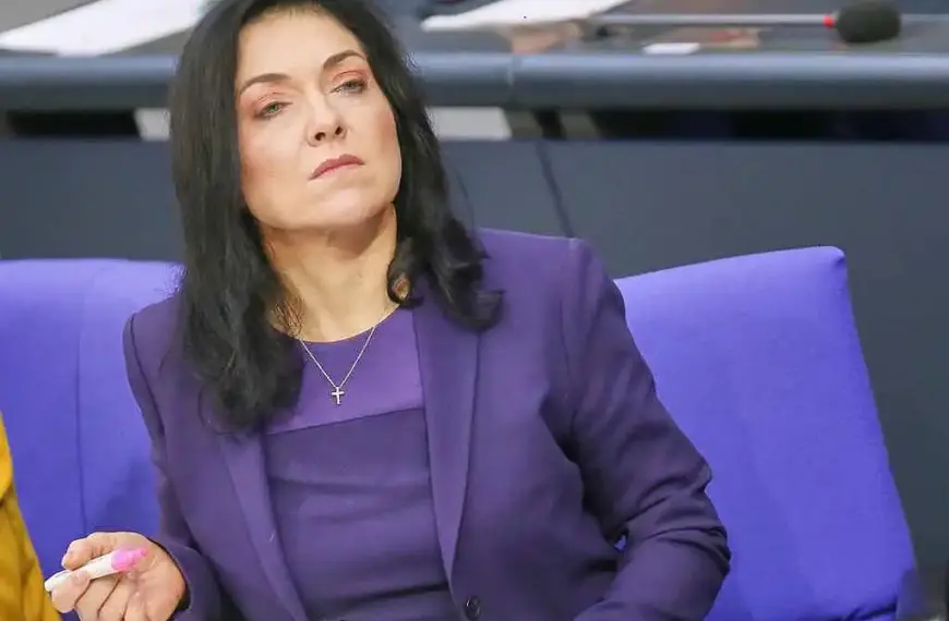 Wirtschaftsministerin Reiche kritisiert Frührente