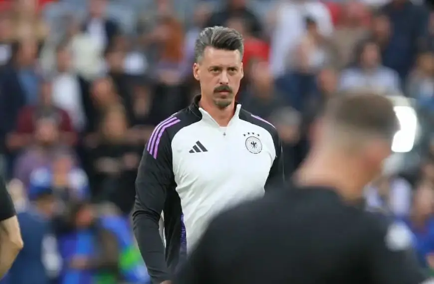 Berichte: FC Augsburg trennt sich von Sandro Wagner