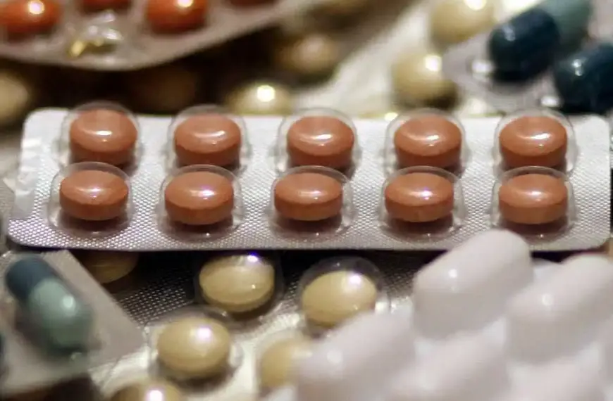 Krankenkassen kritisieren Preise für Arzneimittel