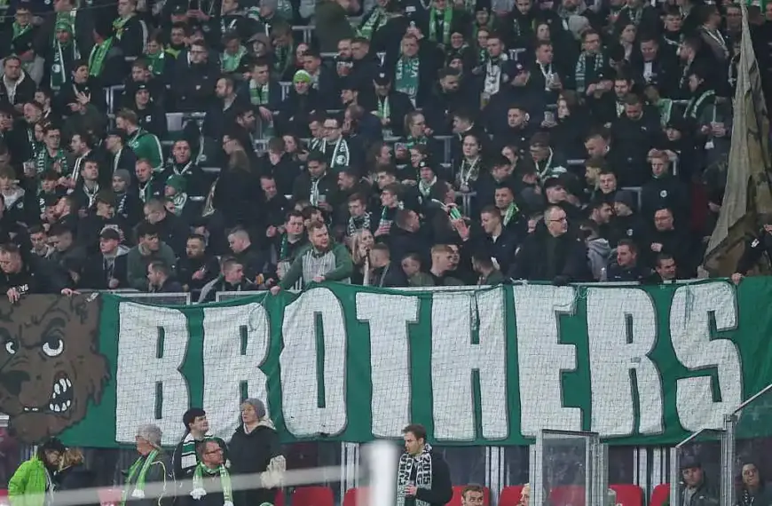 1. Bundesliga: Freiburg gewinnt turbulent in Wolfsburg