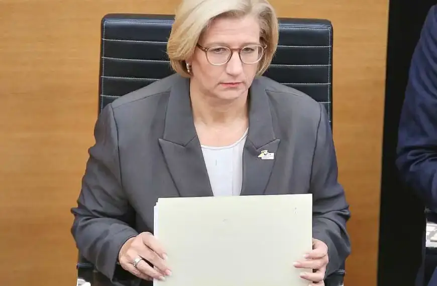 Rehlinger verteidigt Bas gegen Arbeitgeberkritik