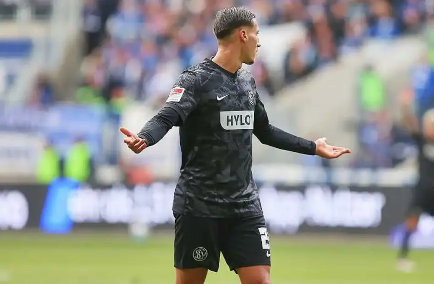 2. Bundesliga: Elversberg verdrängt Paderborn von Rang zwei