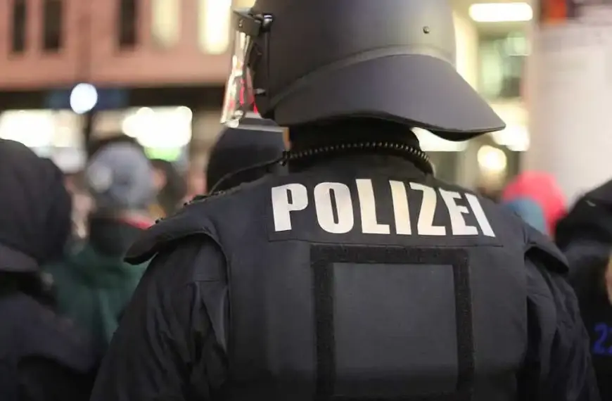 Über 50 Polizisten bei Anti-AfD-Protesten in Gießen verletzt