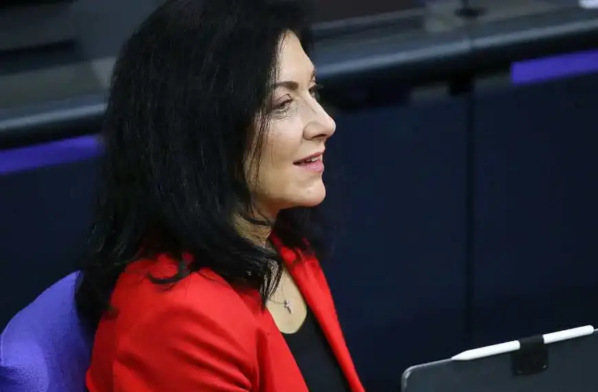 Meyer Werft erhält Großauftrag – Reiche spricht von „Durchbruch“