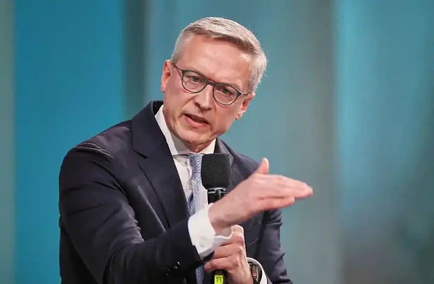 Wildberger will Verwaltung „serviceorientierter“ machen