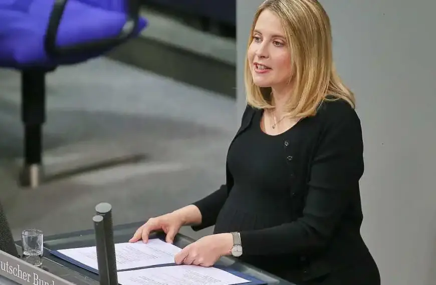 Hubertz will trotz Mutterschutz an Rentenabstimmung teilnehmen