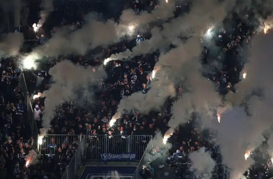 Grüne lehnen Pläne für verschärfte Maßnahmen in Stadien ab