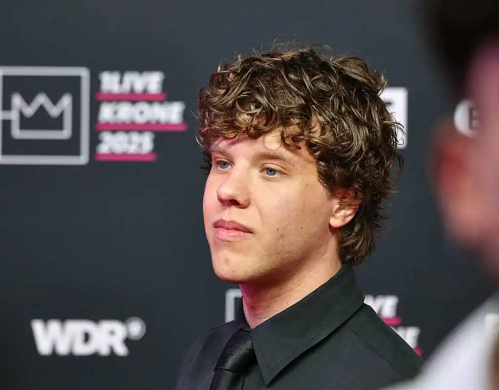 Zartmann bekommt „Krone“ als bester Künstler und für besten Song