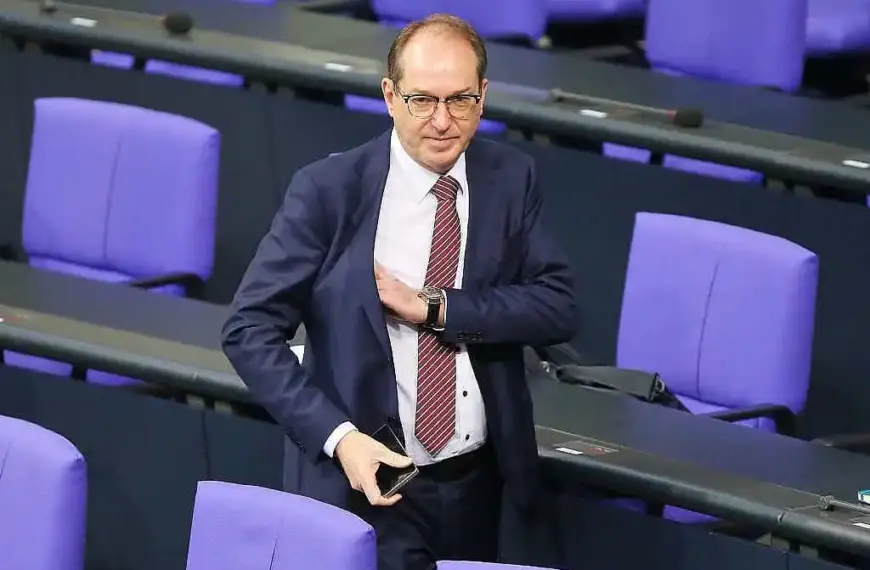 Dobrindt plant Sicherheitsoffensive