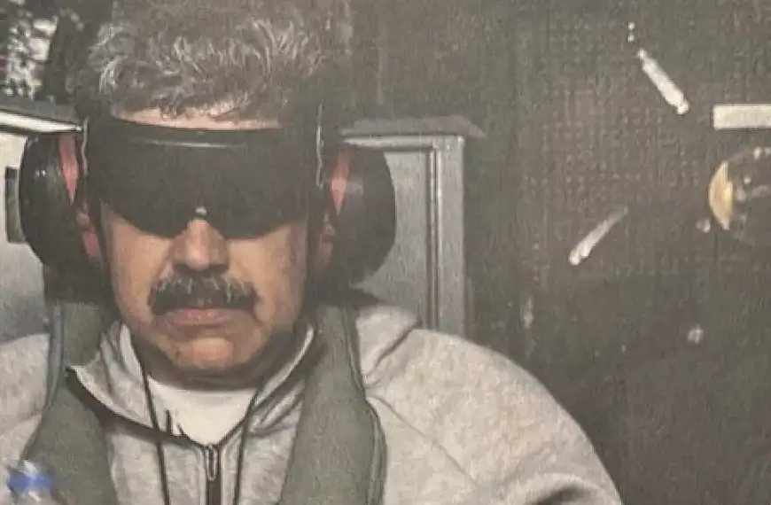 Trump veröffentlicht Foto von Maduro nach Festnahme