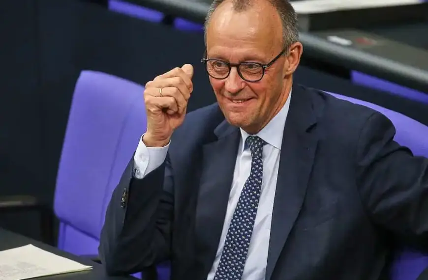 Insa: Union erstmals seit September wieder gleichauf mit AfD