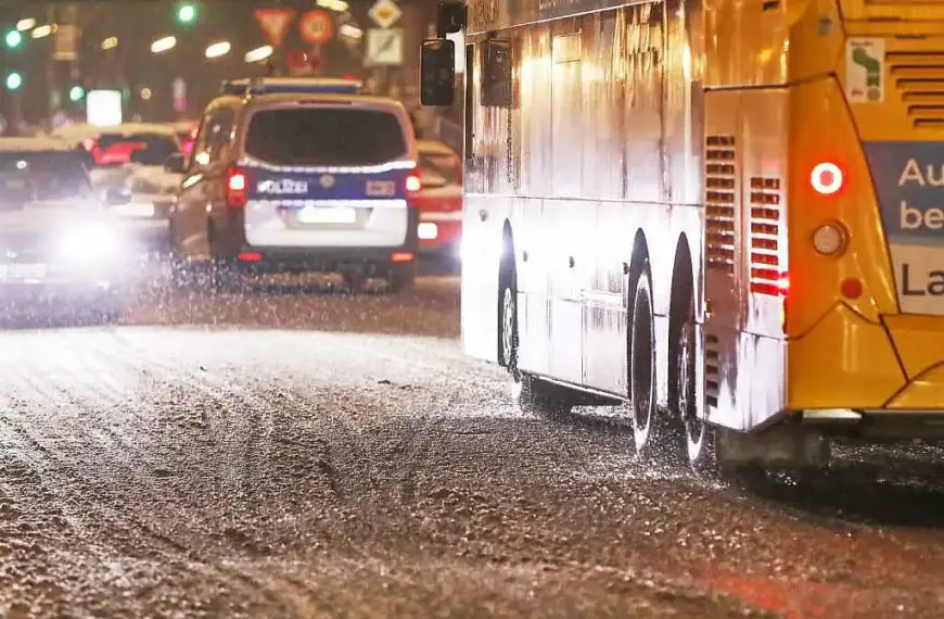 Wetterdienst warnt vor Glatteisregen im Nordosten