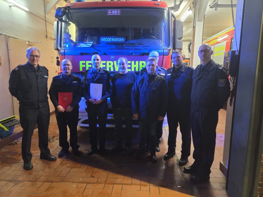 Weddewarden, Bremerhaven: Jahreshauptversammlung der Freiwilligen Feuerwehr Weddewarden – Ehrung für 60 Jahre Mitgliedschaft