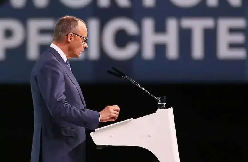 Merz auf Parteitag: „Amerikaner sollen unsere Freunde bleiben“