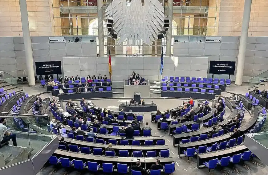 Bundestag beschließt Tariftreuegesetz