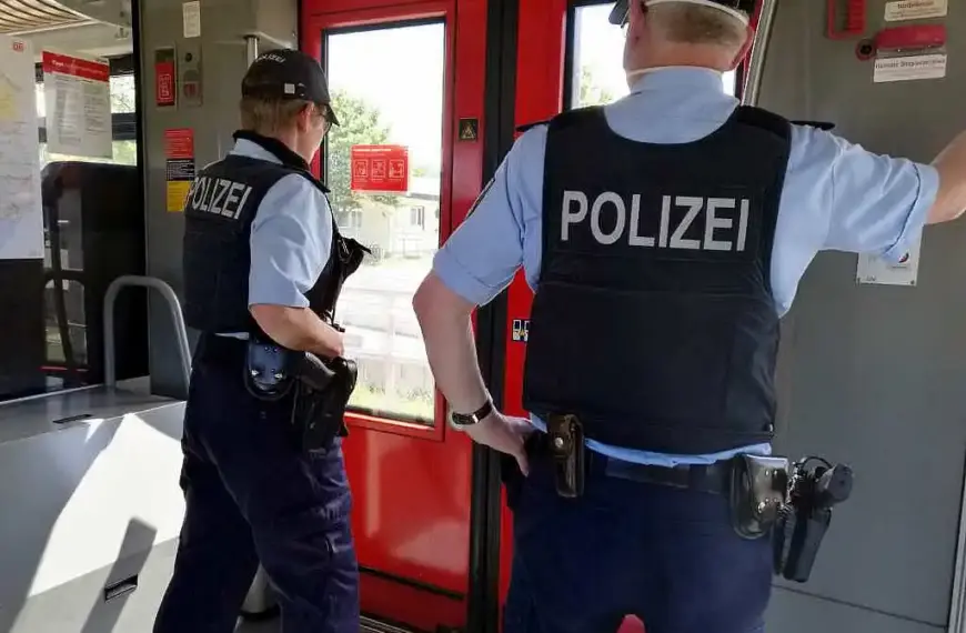 Polizeigewerkschaft fordert mehr Sicherheitsmaßnahmen in Zügen
