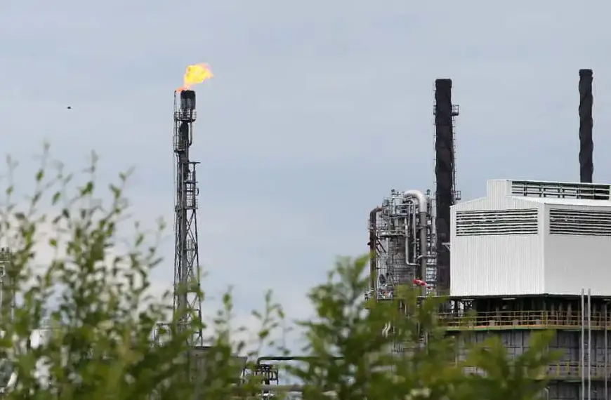 Bundesregierung arbeitet weiter an Lösung für Raffinerie Schwedt