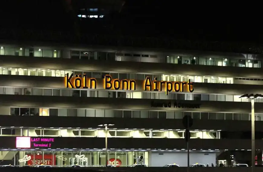 Betrieb am Flughafen Köln/Bonn vorübergehend unterbrochen
