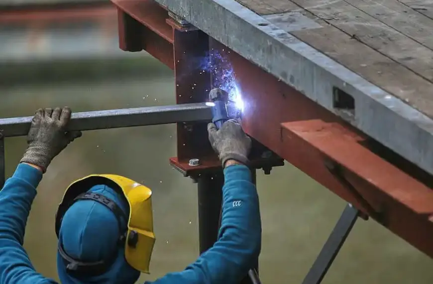 Arbeitnehmeranteil an Sozialbeiträgen wächst