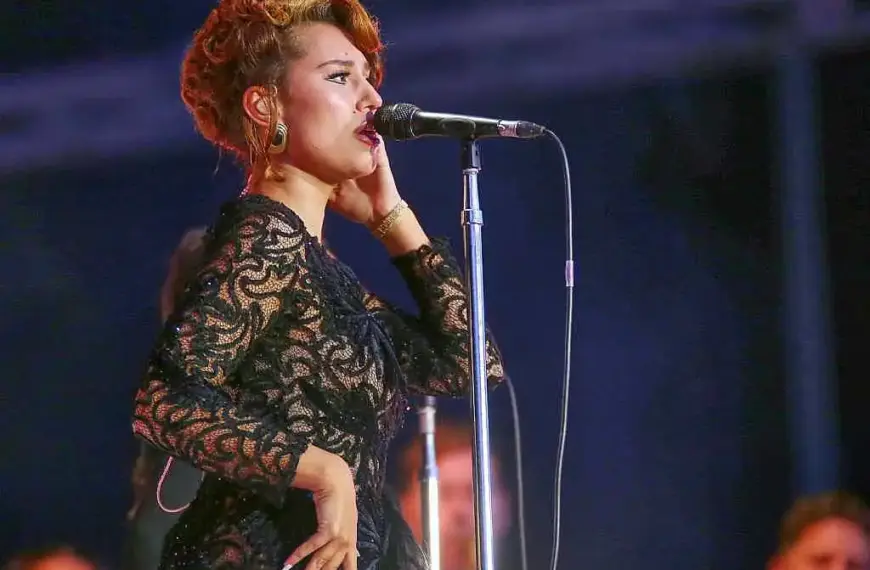 Fünf Frauen besetzen Top-5 der Single-Charts