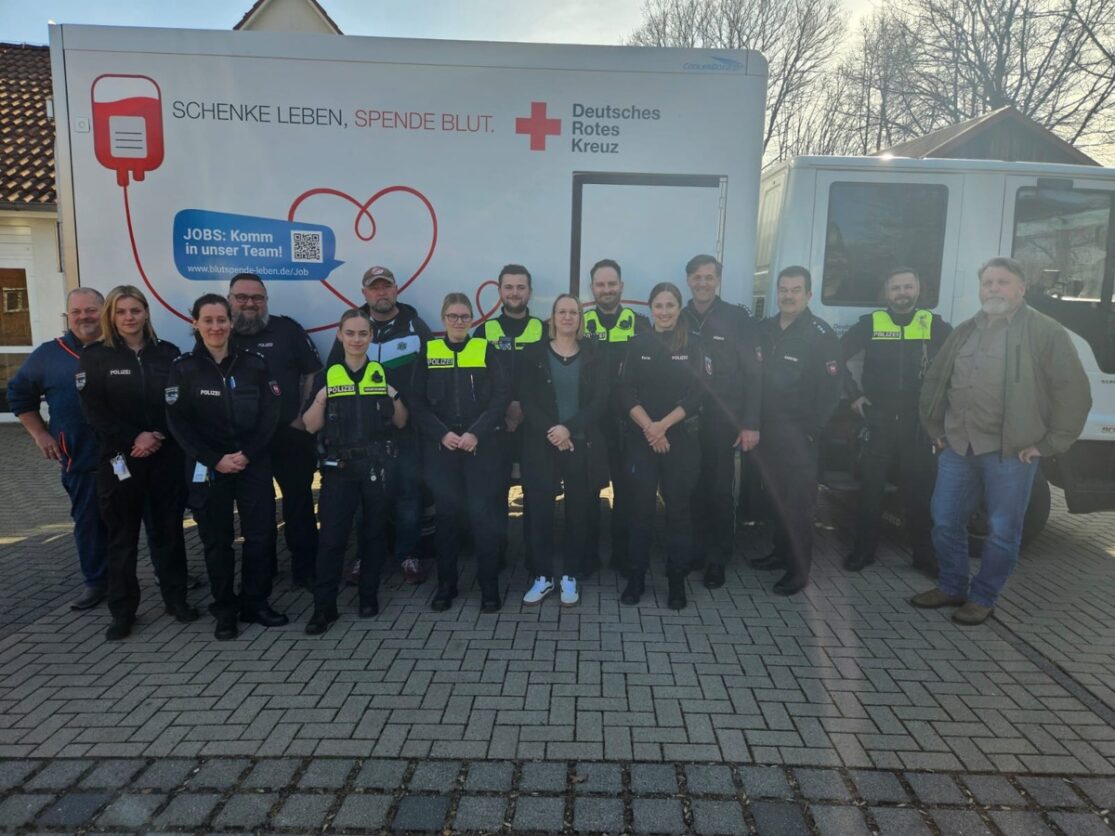 Stolzenau: Kolleginnen und Kollegen des Polizeikommissariats spenden Blut