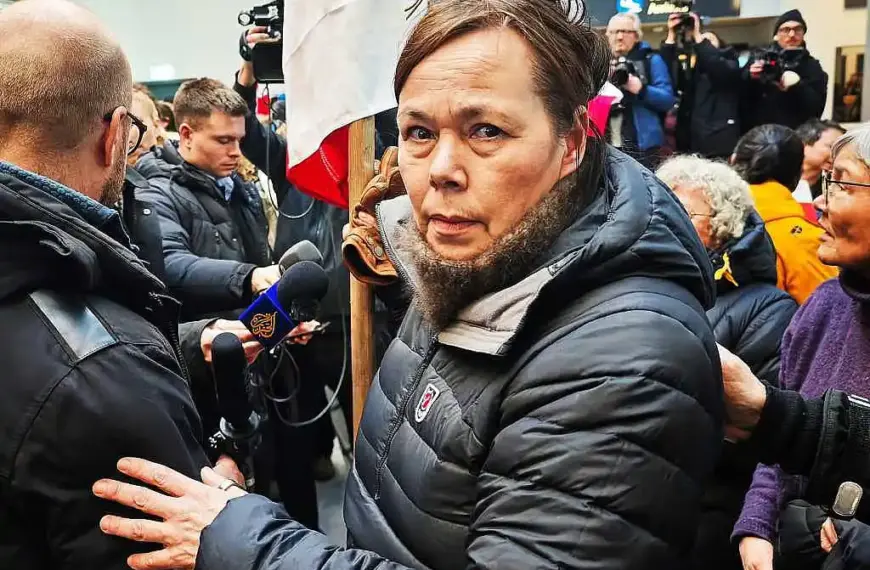 Grönlands Außenministerin tritt zurück – Koalition zerbrochen