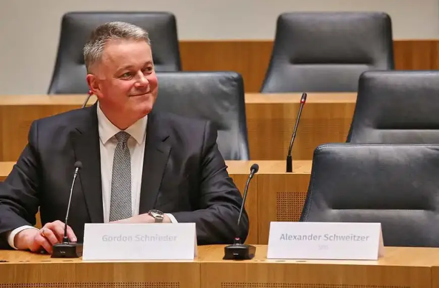 Schweitzer verspricht CDU Bildung einer „ordentlichen Regierung“