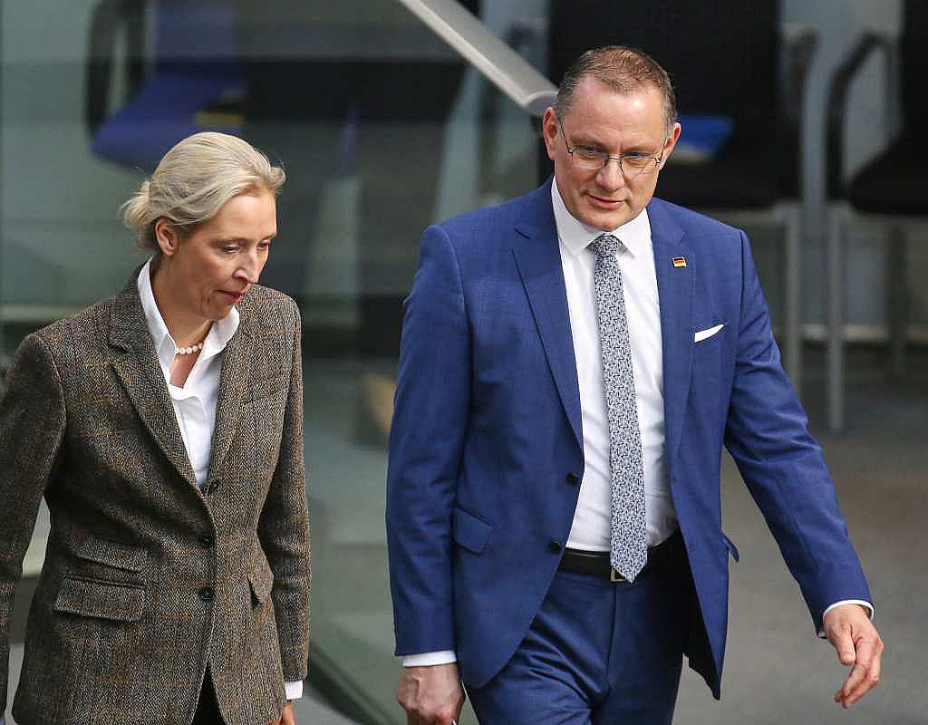 AfD bleibt in Insa-Umfrage stärkste Kraft – Union verliert einen Prozentpunkt