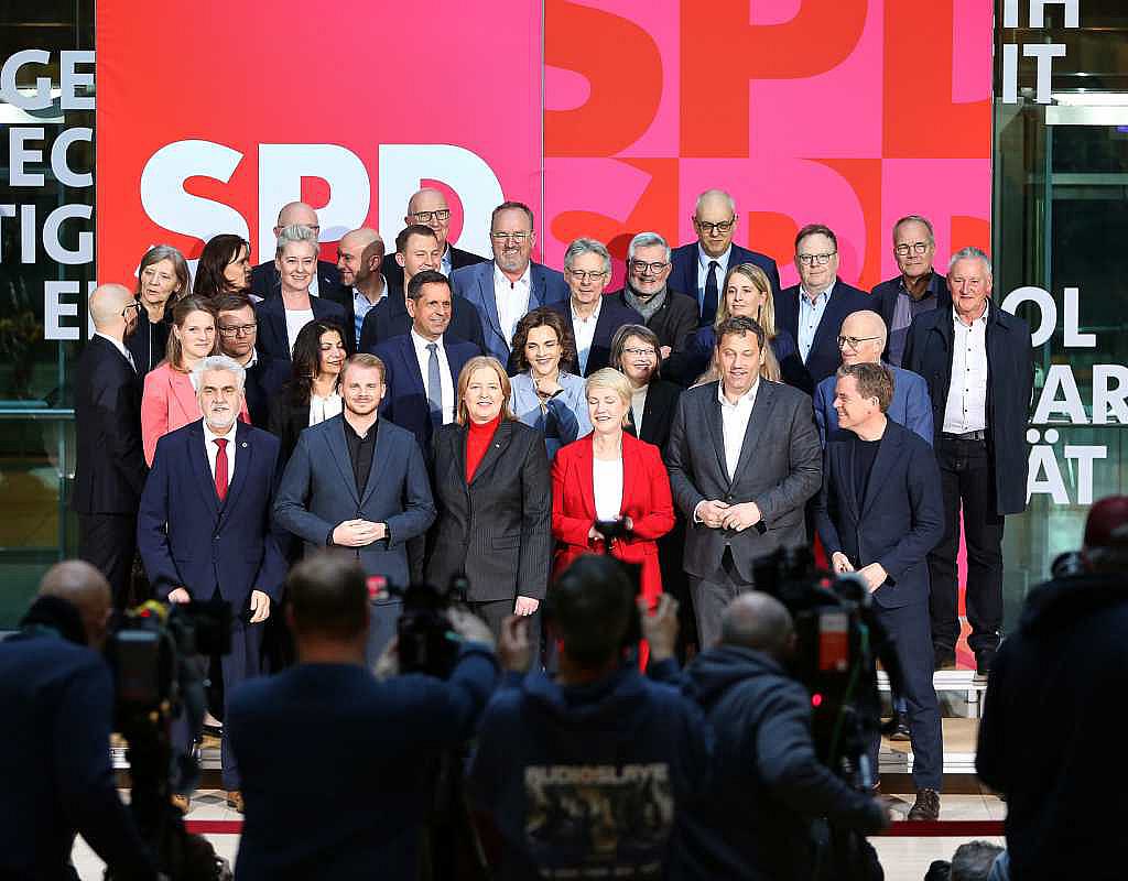 Hamburger Finanzsenator Dressel fordert SPD-Mittekurs gegen Linksruck