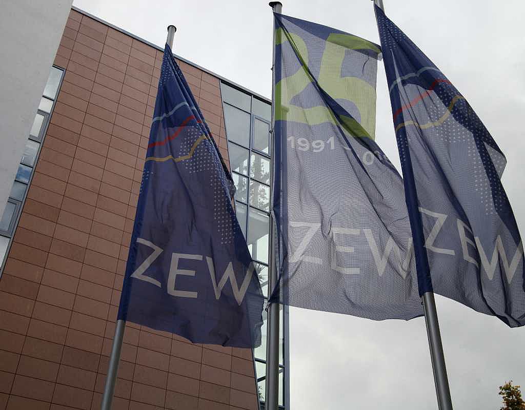 ZEW-Konjunkturerwartungen brechen ein: Iran-Krieg belastet deutsche Wirtschaft