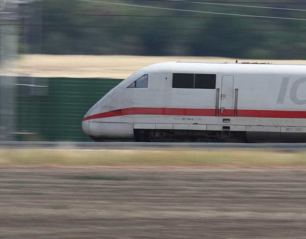 Deutsche Bahn übertrifft Pünktlichkeitsziel: Über 62 Prozent im März