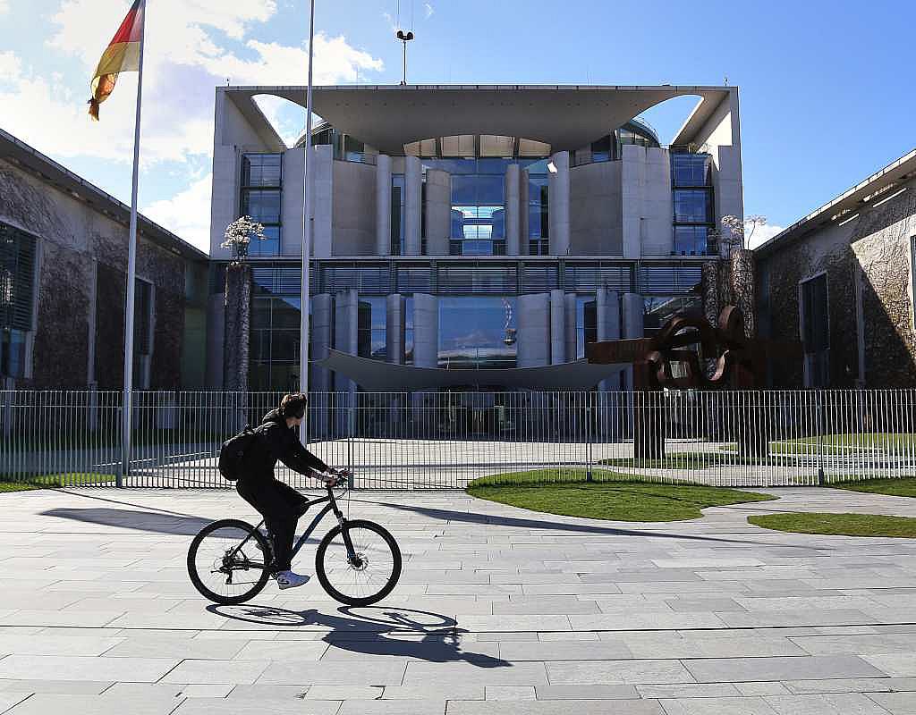 Bundesregierung will trotz Bundesrat-Ablehnung an steuerfreier Entlastungsprämie festhalten