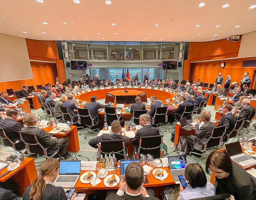 Bund lehnt zusätzliche Ministerpräsidentenkonferenzen zur Krisenbewältigung ab