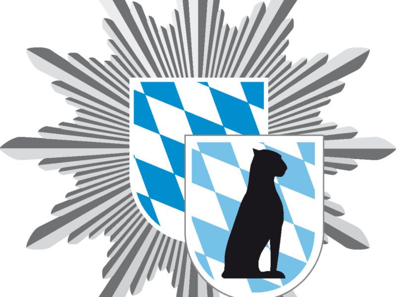 Bildmarke der Bayerischen Bereitschaftspolizei, Polizeistern mit Bayernwappen und Wappentier der BePo, dem Panther