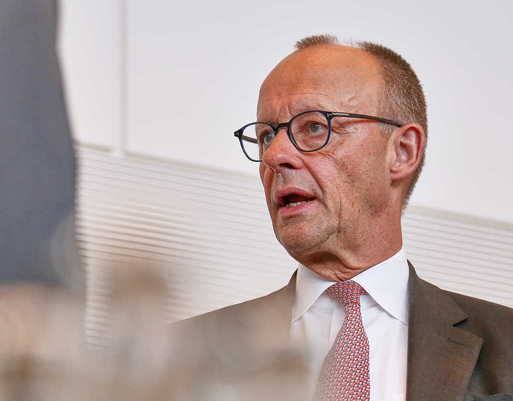 Merz wirft SPD Blockade bei Infrastrukturgesetz vor – Geduld am Ende